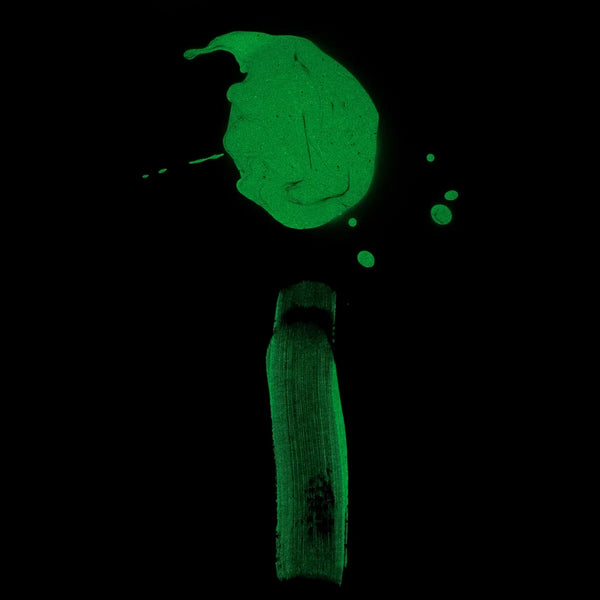 a green glow in the dark paint layer