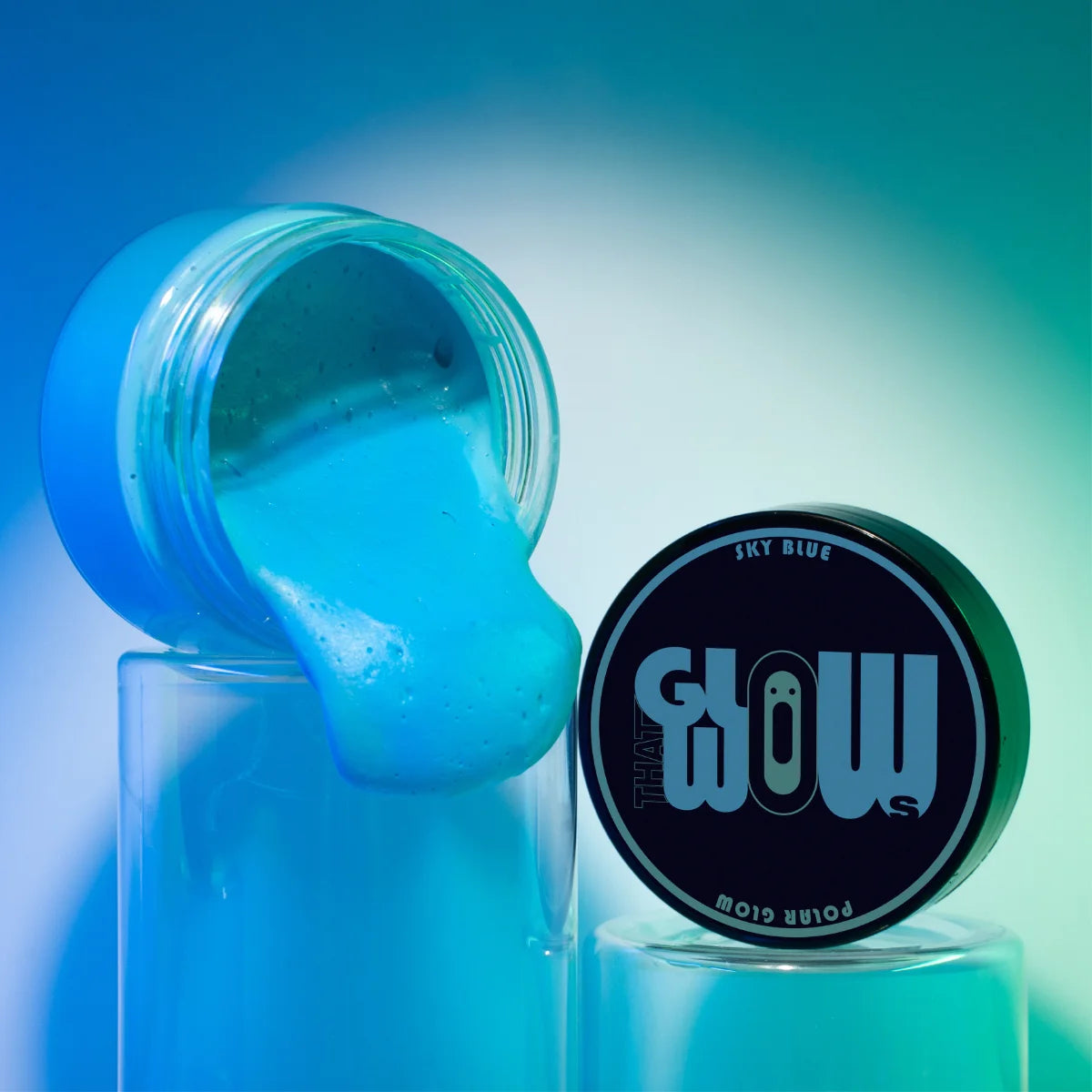 UV-reactive Blue to Polar acrylic paint pouring sky blue liquid—ultra-smooth finish ideal for resin art, clay, outdoor murals, and fabric painting.