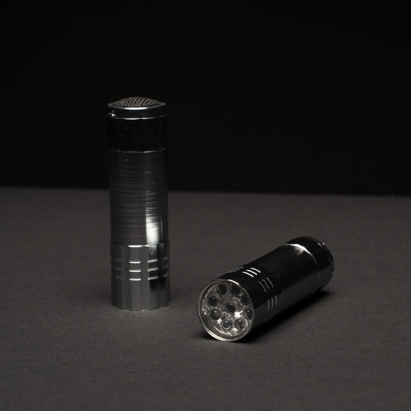 9-LED UV Flashlight - Compact 395nm Blacklight for Glow in The Dark Art