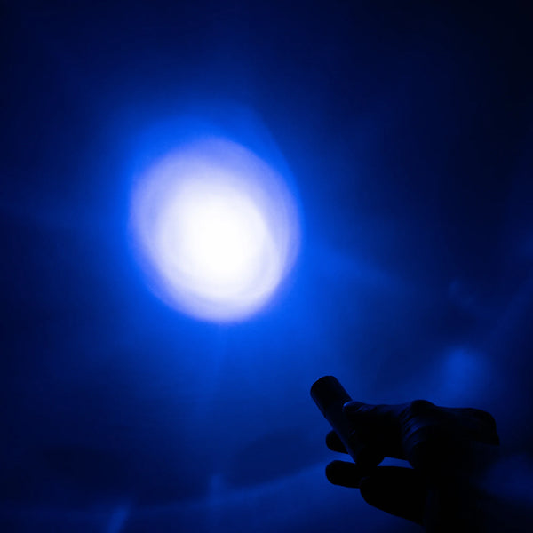 9-LED UV Flashlight – Compact 395nm Blacklight for Glow-In-The-Dark Art
