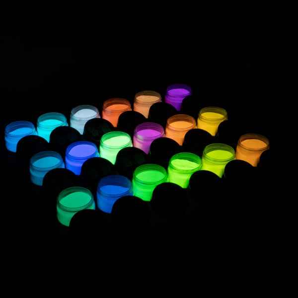 thumbnail image 2 of Glomania 10g Green Glow In The Dark Pigment Powder - Daytime Invisible For Resin, Paint, Coatings 2 of 6